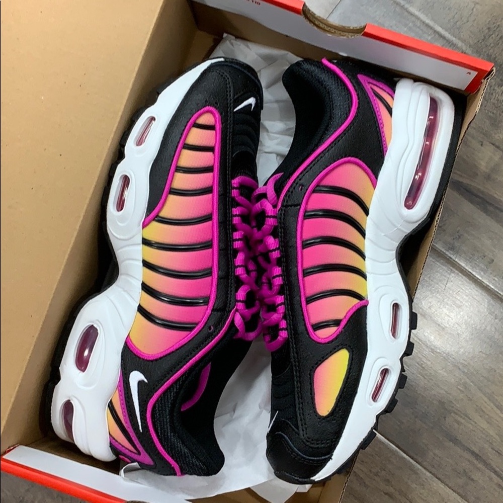 NIKE W AIR MAX TAILWIND IV black/white-pure pink - Picture 6 of 16
